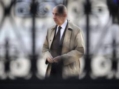 El exjefe ejecutivo de EADS Louis Gallois a su salida del Palacio Eliseo. EFE/Archivo