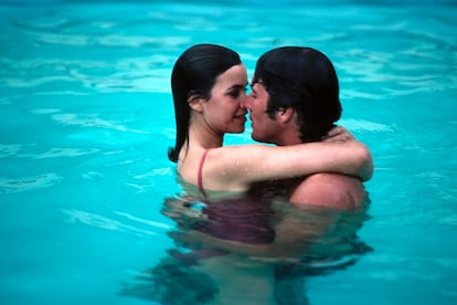 Splish Splash
	
	Richard Gere y Valerie Kaprisky (Breathless, Jim McBride, 1983)
	Antes de convertirse en el seductor oto?al y adepto al budismo, Richard Gere nos mostr las posibilidades de una piscina como escenario de seduccin. La actriz francesa Valrie Kaprisky, algo ms remojada, puso el resto.