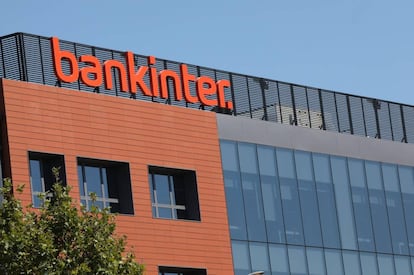 Fachada de la empresa Bankinter ubicada en Madrid, (España)