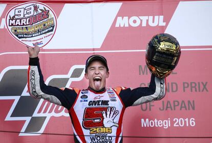 Marc Márquez celebra en Japón su tercer título de MotoGP.