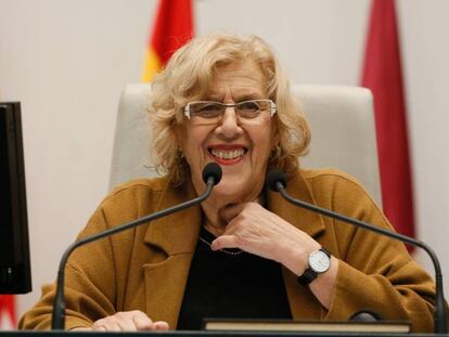 Manuela Carmena en el pleno del Ayuntamiento de Madrid.