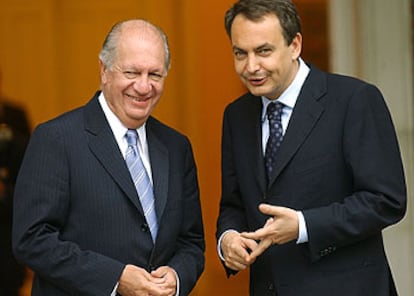 El presidente de Chile, Ricardo Lagos, junto a José Luis Rodríguez Zapatero, en La Moncloa.