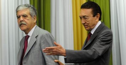 El ministro de Planificación argentino, Julio de Vido, y el ministro de Minas y Energía de Brasil, Edison Lobao.
