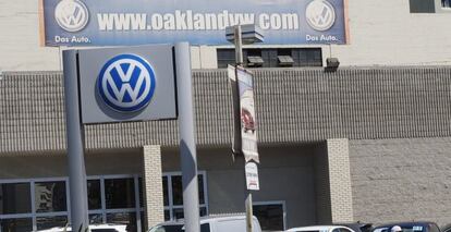 En 2014, el Grupo Volkswagen (Volkswagen y Audi) vendi&oacute; en Estados Unidos un total de 598.991 veh&iacute;culos, un 2,7 % menos que el a&ntilde;o anterior, y se situ&oacute; como el octavo fabricante en ventas por detr&aacute;s de General Motors, Ford, Toyota, Fiat Chrysler, Honda, Nissan y Hyundai-Kia. EFE/Archivo