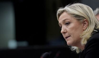 Le Pen, presidenta del Frente Nacional, este mi&eacute;rcoles en Estrasburgo. 