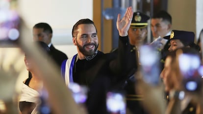 Nayib Bukele, presidente de El Salvador, en el Congreso, este domingo antes de dar su discurso.