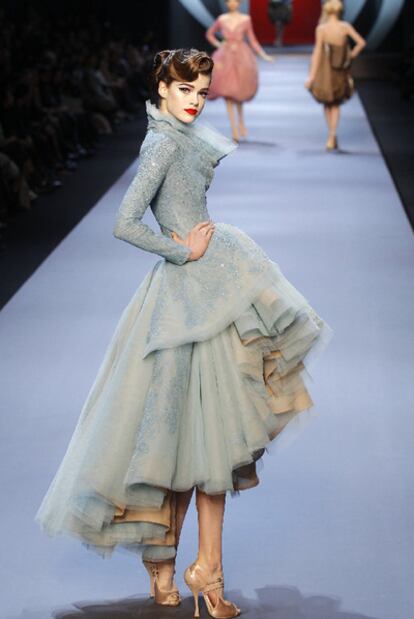 Diseño de John Galliano para Dior.