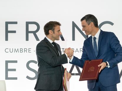 Pedro Sánchez y Emmanuel Macron, el jueves en Barcelona.


Foto: Gianluca Battista