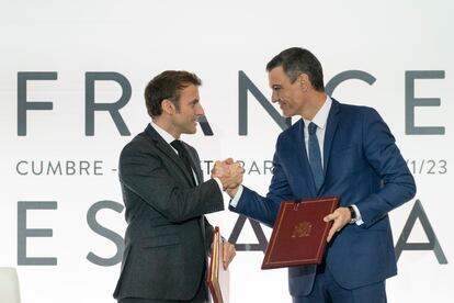 Pedro Sánchez y Emmanuel Macron, el jueves en Barcelona.
Foto: Gianluca Battista