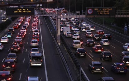 Reduccion de la velocidad en la M30 a 70 km/ h por alta contaminacion, el pasado 1 de diciembre.