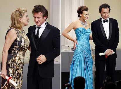 Catherine Deneuve habla con Sean Penn tras recoger su premio. A la derecha, la modelo y actriz Milla Jovovich con el galardonado Sorrentino.