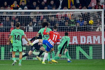 Valery marca el primer gol del Girona.