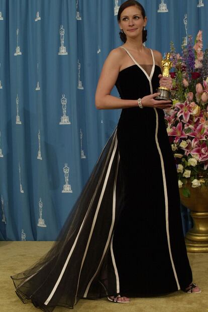 El vestido de Valentino con el que Julia Roberts ganó el Oscar. 