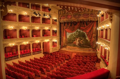 Vista de la sala del Teatro Principal de Maó.