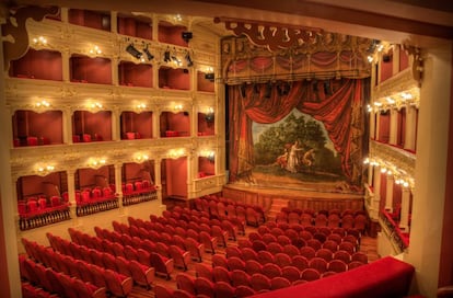 Vista de la sala del Teatro Principal de Maó.