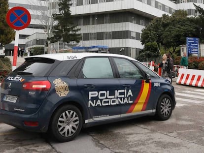 Un coche de la Policía Nacional, en una imagen de archivo.