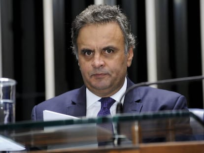 A&eacute;cio Neves no plen&aacute;rio do Senado em abril de 2017.