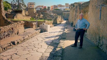 Contributor Andrew Hadrill-Wallace at Herculaneum Site