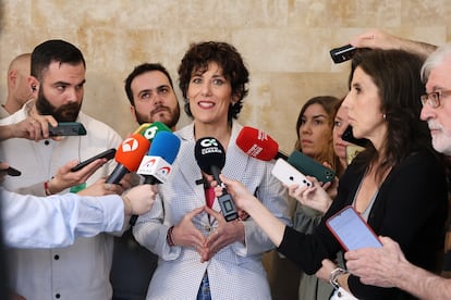 La ministra de Inclusión, Seguridad Social y Migraciones, Elma Saiz, este lunes en la sede del Ministerio.