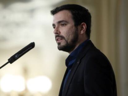 Alberto Garzón, candidato de IU-Unidad Popular, en un desayuno informativo este lunes en Madrid.