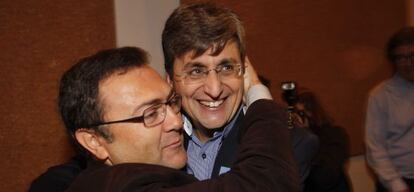 Miguel Ángel Heredia y Josele Aguilar (derecha), en enero en el congreso del PSOE de Málaga.