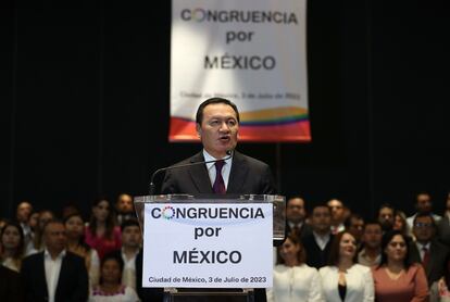 Osorio Chong anuncia su renuncia al PRI y la formación de un nuevo movimiento, el 3 de julio en Ciudad de México.