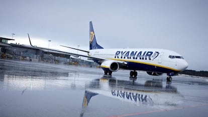 Un avió de Ryanair.