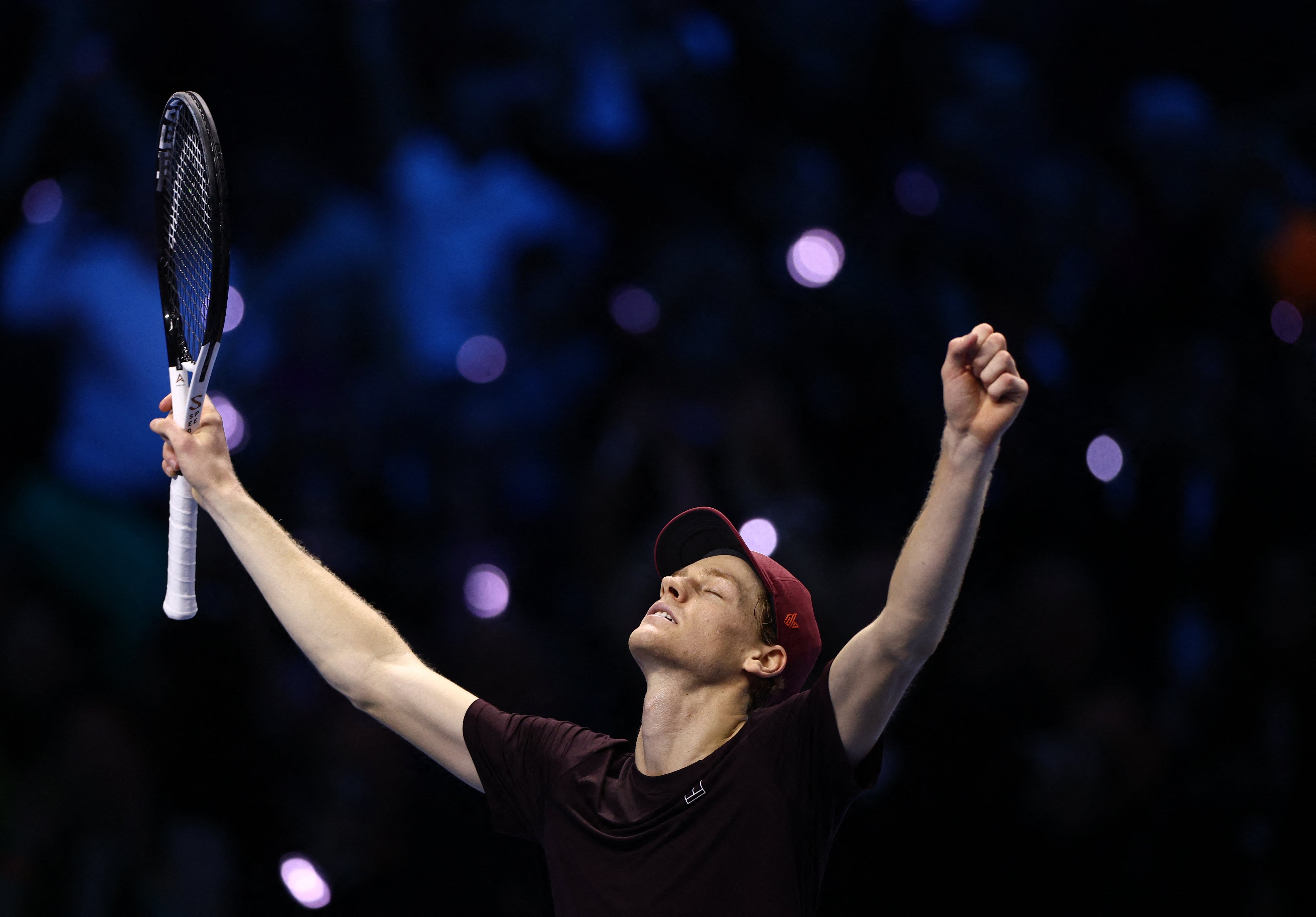 Carlos Alcaraz – Jannik Sinner se enfrentan en la final de las ATP Finals en imágenes