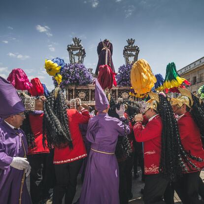 Judíos colinegros en una procesión de Semana Santa en Baena (Córdoba)
