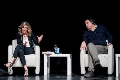 La vicepresidenta segunda y ministra de Trabajo y Economía Social, Yolanda Díaz y el economista Thomas Piketty.