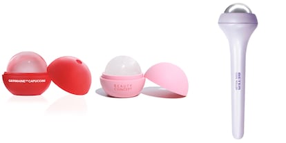Moldes para hielo de Germaine de Capuccini y, en rosa, en Primor. Y rodillo refrescante de Better.