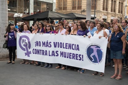 Manifestación contra la violencia de género por la calles de Santa Cruz de Tenerife el pasado julio.