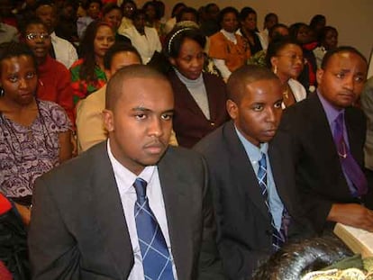 Amén (V): ¿Quién manda aquí?