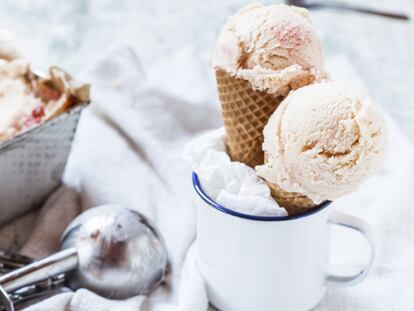 Estas máquinas permiten preparar helados saludables y personalizados de manera cómoda y sencilla. GETTY IMAGES.