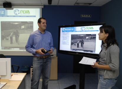 Francisco Feijóo y Patricia Blanco, responsables del área de Nuevas Tecnologías en Allariz.