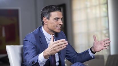 Pedro Sánchez during his interview with EL PAÍS.