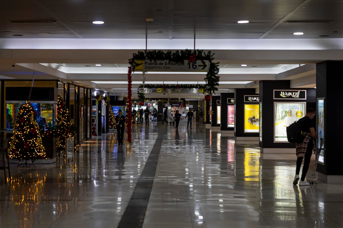 Las compañías aéreas ya suspendieron sus operaciones hace una semana, siguiendo el consejo de las fuerzas aéreas estadounidenses, por la escalada militar en la zona