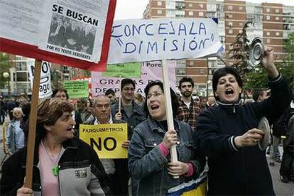 Manifestación en el barrio del Pilar en protesta por la implantación de parquímetros.