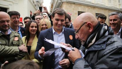 Albert Rivera antes de un mitin en Cádiz.