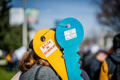 Protesta por la vivienda en el centro de Madrid, este domingo. 