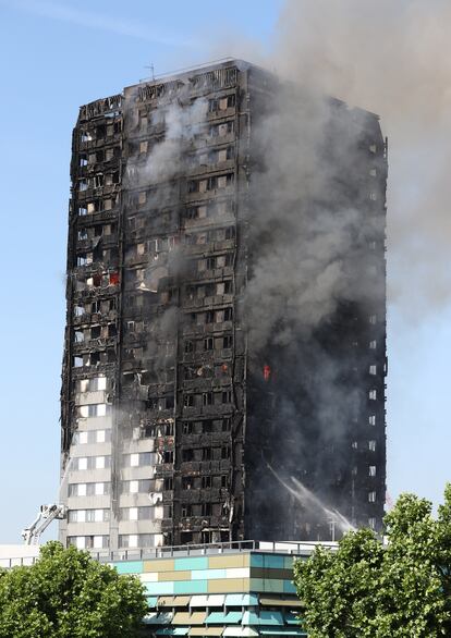 Incendio de la torre Grenfell, en Londres en junio de 2017.