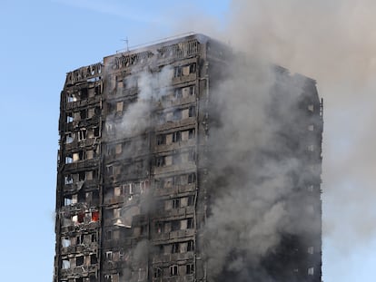 Incendio de la torre Grenfell, en Londres en junio de 2017.