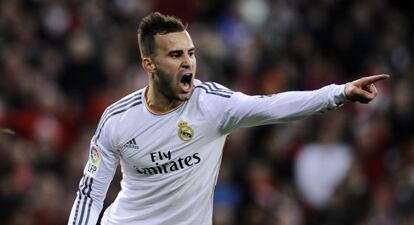 Jesé celebra un gol en San Mamés en partido de Liga.