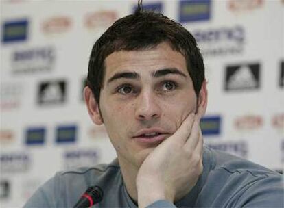 Iker Casillas, durante la rueda de prensa