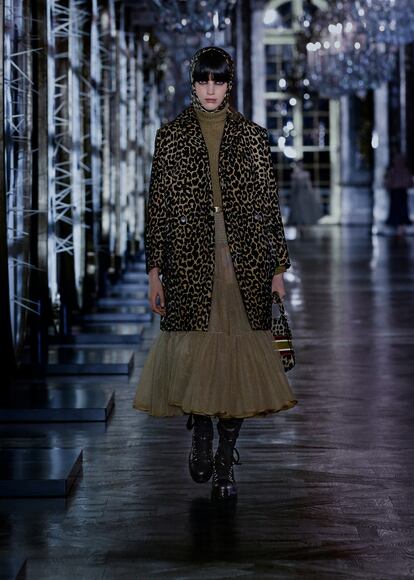 DIOR_AW21_LOOK__47