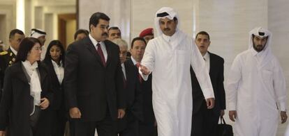 El presidente venezolano, Nicolás Maduro, y al emir de Catar, Tamim bin Hamad al Zani. Imagen cedida por el Gobierno de Venezuela.