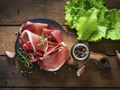 Experts agree that ‘jamón ibérico’ is so good that it’s best eaten just as it is.