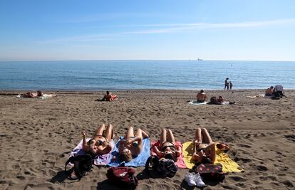 Sunbathers on Malagueta beach in Málaga on January 29.