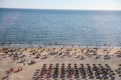 Ambiente en una playa de Cádiz