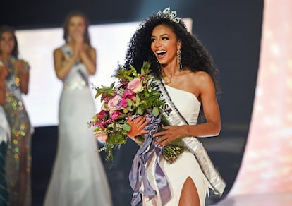 Cheslie Kryst Miss EE UU 2019